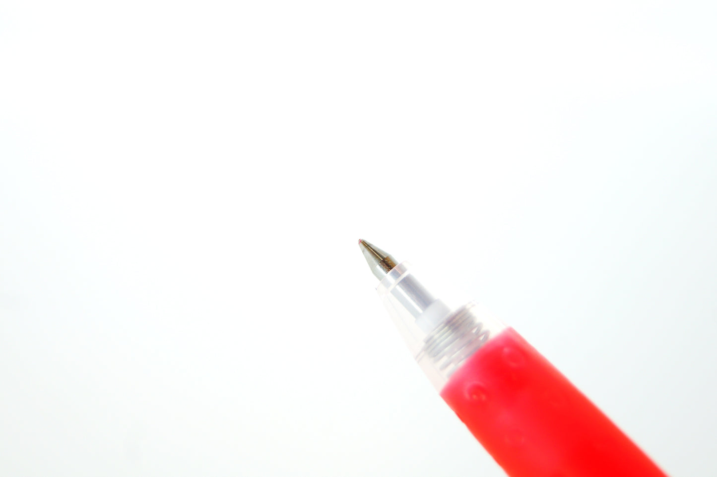 Pilot Juice 05 Retractable Gel Ink Pen, Extra Fine Point, 0.5mm, White Ink, 5 Pieces Set